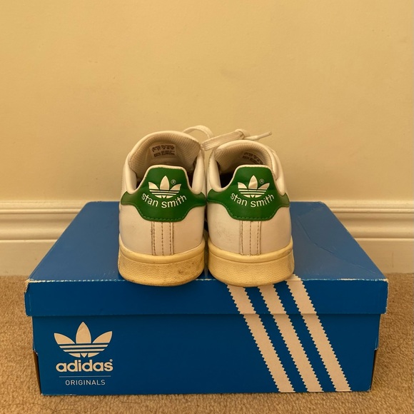 adidas stan smith, white & green - womens size 5 (us) - Picture 2 of 3